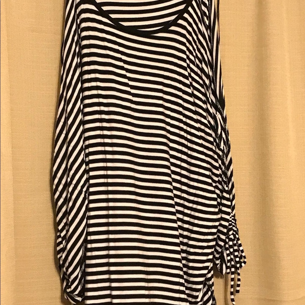 Micheal kors cut out sleeve top